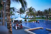 Seascape Villas In Long Beach Cam Ranh - Villas