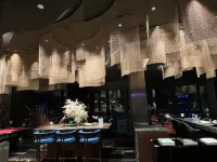 Edge Central Pattaya Lux Hoteles cerca de Bazar Nocturno de Pattaya