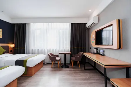 Junyi Chain Hotel Отели рядом с достопримечательностью «Jinan Engineering Vocational and Technical College (Xiuyuanhe Campus)»