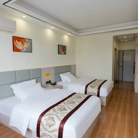 Tiandeng Junhao Hotel