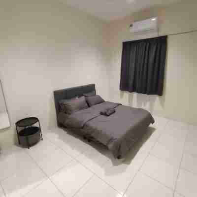 Spot on 91018 Sunshine Bnb Concept Service Rooms