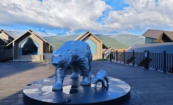 Hemu Sanbaisuo Homestay