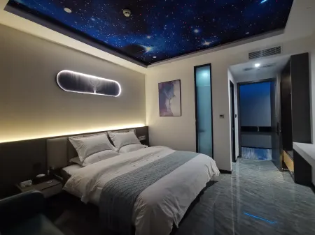 jindicheng HOTEL Отели рядом с достопримечательностью «Funing Passenger Transport Terminal»