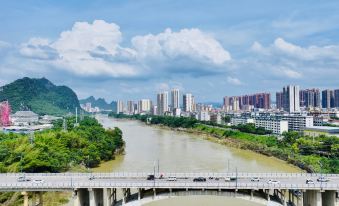 City Comfort Inn Hotel (Hechi Yizhou Longjiang Second Bridge)