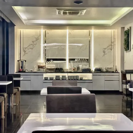 Khonkaen Residence Отели рядом с достопримечательностью «Храм Тхунг Сетхи»