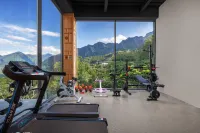 Light and forest PeeKaboo Cliff Private Soup Hotel - Gym