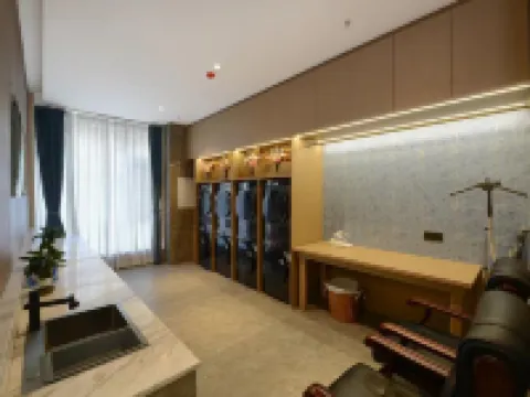 Vienna International Hotel Hoteles en Fuyun