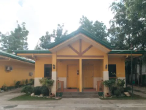 RedDoorz @ Farm Side Hotel Laoag City Hoteles en Laoag