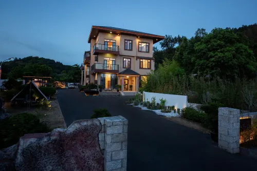 Meizhou Moyan House