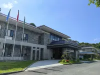 lianshandongyunshuanglonghujiudian Hôtels à : Lianshan