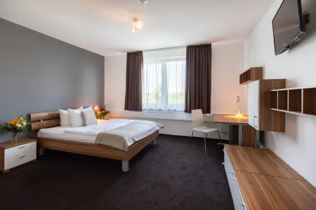 Hotel Aviva