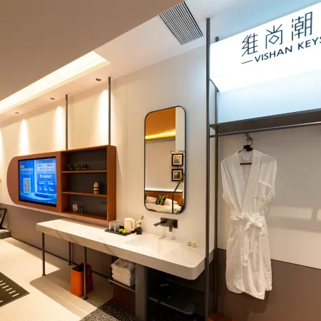 VISHAN· Vishang Designer Tide Hotel (Xiamen Zhongshan Road Pedestrian Street Store) Отели рядом с достопримечательностью «Музей Сямэнь»