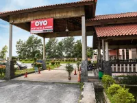 Capital O 91049 Ivory Hotel & Resort Hotel di Rawang