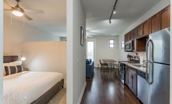 CozySuites Music Row