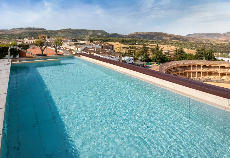 Ronda’s Dramatic Edge: A Guide to the Most Breathtaking Luxury Hotels