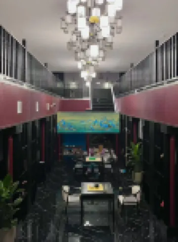 Senchen Terrace Scenic Hotel (Changsha Wu Yi Square IFS Store)