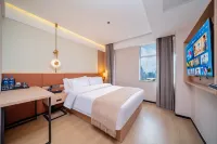 The Ritz Star City View Residence（Pazhou Exhibition Center and Pazhou Metro Station Branch）