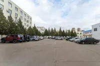 "Moshang Elegant Hotel (Wuhai Haibowan District Government Branch - parking