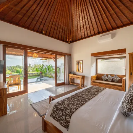 Kaki Uma Villa