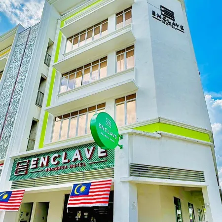 Enclave Business Hotel Отели в г. Патраджайя