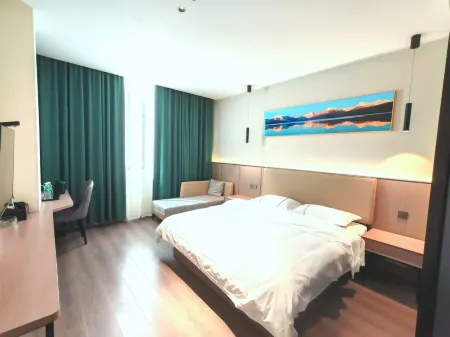 Rongcheng Hotel Отели рядом с достопримечательностью «Weise Temple»