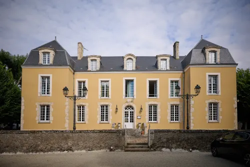 Château du Bois Guibert - parking