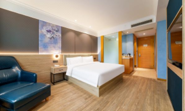 Huashu•Yi Select Hotel (Changxing Mingzhu)