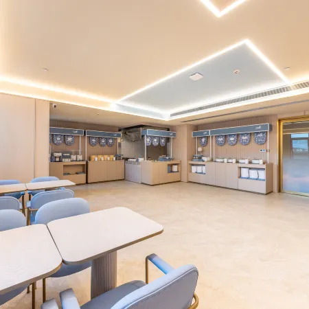 HanTing Hotel (Tianshui South Railway Station Shengda Plaza)
