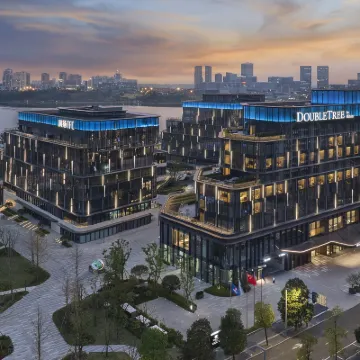 成都興隆湖潤揚希爾頓逸林酒店（西博城店） 鄰近科学城的酒店