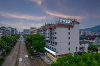 TINGLAN  Hotel