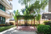 Clear Water Bay Huijia Wellness Apartment (Wanfu Night Market)