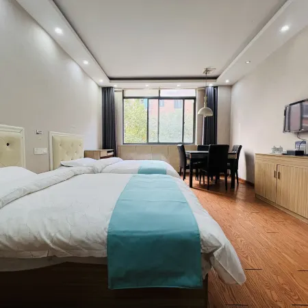 Poyang Shengwei Hotel (Huanhu Park Branch)