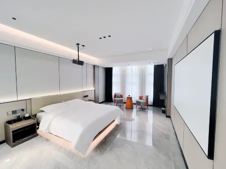 Hantai Yarui Hotel (Hanshou South Station) Отели рядом с достопримечательностью «Hunan Changde Wildlife World»