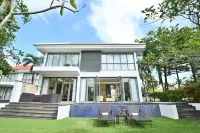 Private pool villa - Your home, your resort Hotels in Non Nuoc Beach