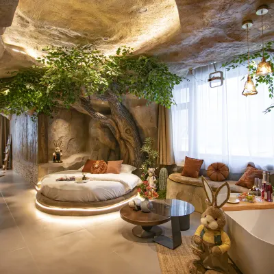 Miyu Yunxi Boutique Homestay (Central Street China Baroque Metro Station Branch) Các khách sạn gần Công viên Stalin