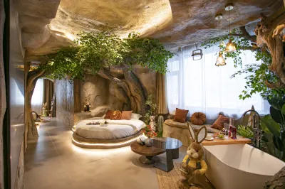 Miyu Yunxi Boutique Homestay (Central Street China Baroque Metro Station Branch) Hotels in Chinese-Baroque Daowai Areas