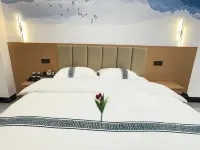 隆林鑫鳳酒店（汽車總站店） - 2星級