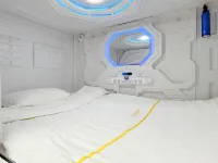 Meizhu Space Capsule (Zhuhai Pearl Station Branch) - Hostels