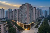 Lavande Hotel (Chongqing Kaizhou New Century Pedestrian Street) Các khách sạn gần Liu Bocheng Former Residence