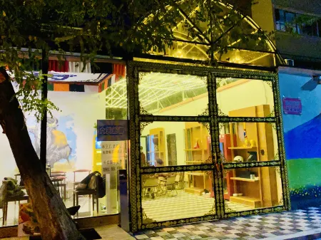 Kailash Youth Hostel