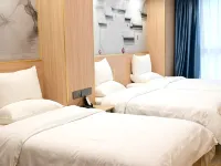 MEGA Hotel - Mountain view