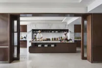 JW Marriott Mumbai Sahar Airport - Luxury