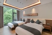 Baofeng Hotel