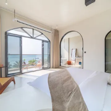 Yishu Hai Oceanfront Villa  -Shanwei
