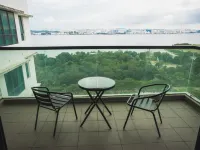 Epic Marina View 3BR Permas Bathtub & Seaview Hotels near Mosque Tanjung Puteri Resort