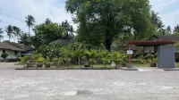 蘇安班克魯季海灘度假村 - 停車場