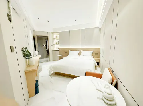 Pingguo Hotel (Wuping County Hospital)