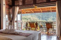 The Sanctuary Pakbeng Lodge Hotels in Pakbeng