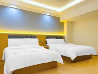 Jingan Fashion Hotel (Yuxi Zhujin Road Passenger Transport Station)