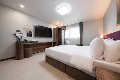 Hound Hotel Gunsan (Business Styler) Hotels in 